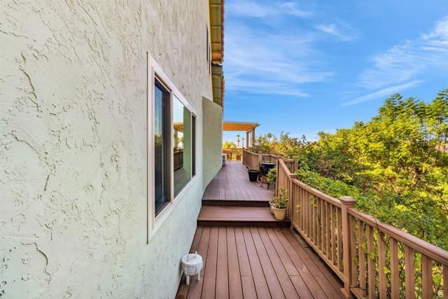 9802 Lyncarol Drive, La Mesa, CA 91941