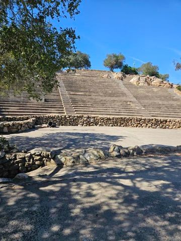 9802 Lyncarol Drive, La Mesa, CA 91941