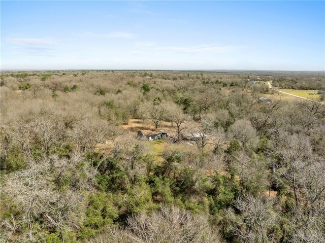 6671 Cotton Street, Bedias, TX 77831