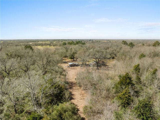 6671 Cotton Street, Bedias, TX 77831