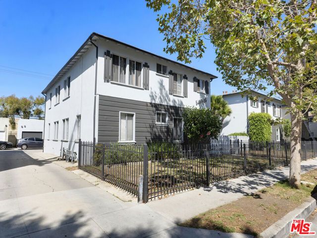 5439 Kinston Avenue, Culver City, CA 90230