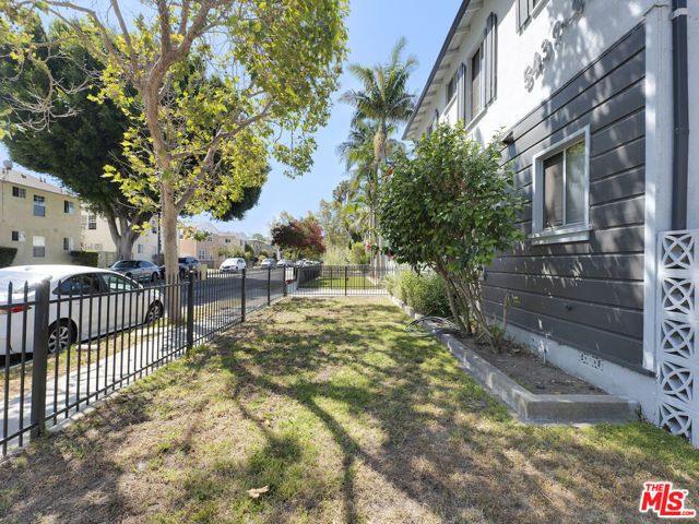 5439 Kinston Avenue, Culver City, CA 90230
