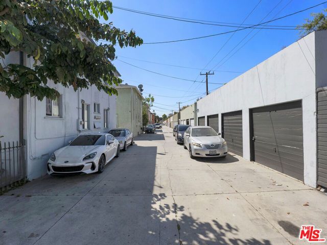 5439 Kinston Avenue, Culver City, CA 90230