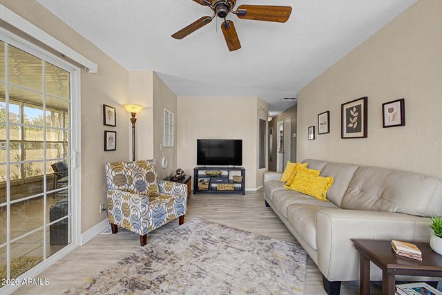 2355 N Shannon Way, Mesa, AZ 85215