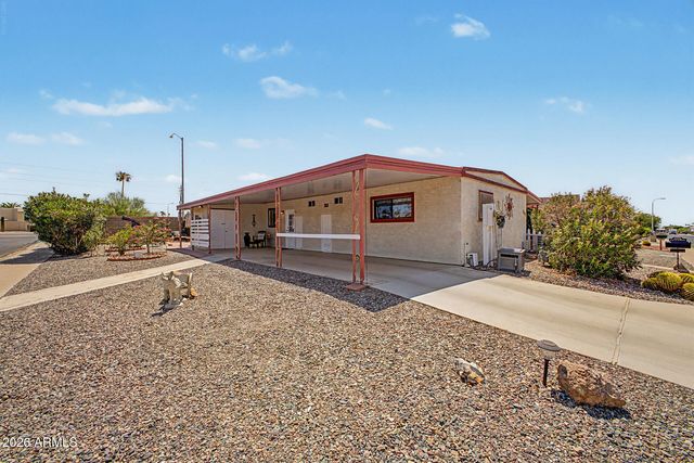 2355 N Shannon Way, Mesa, AZ 85215