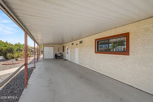 2355 N Shannon Way, Mesa, AZ 85215