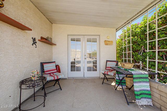 2355 N Shannon Way, Mesa, AZ 85215