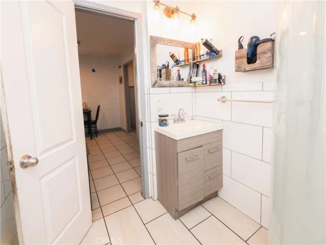 545 S Indiana, Los Angeles, CA 90063