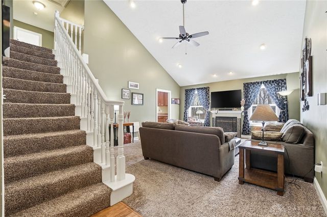 260 California Avenue, Springfield, OH 45505