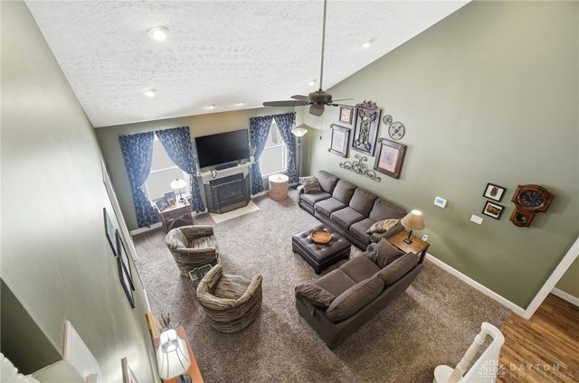 260 California Avenue, Springfield, OH 45505