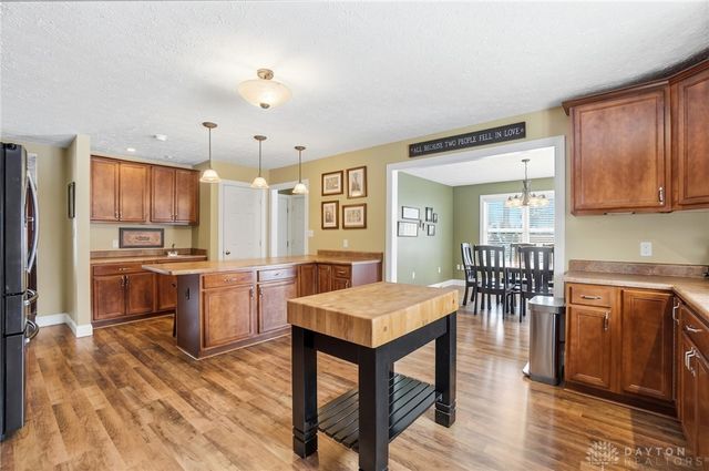 260 California Avenue, Springfield, OH 45505