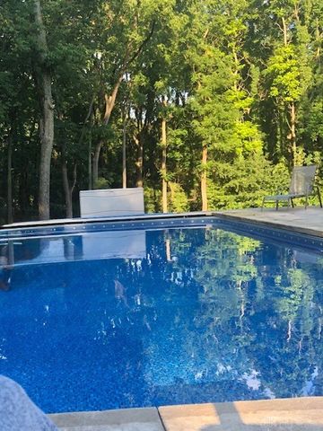 260 California Avenue, Springfield, OH 45505