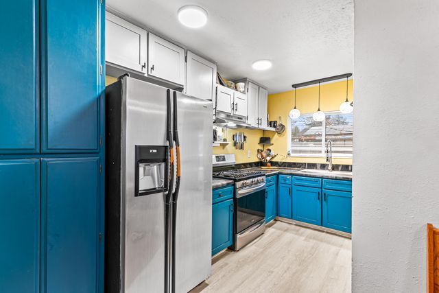 801 Beekman Avenue, Medford, OR 97501