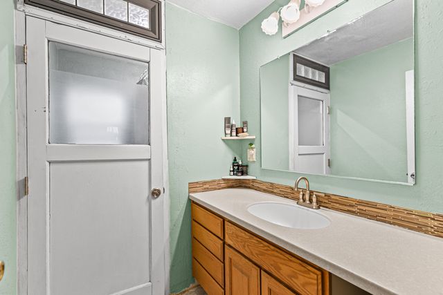 801 Beekman Avenue, Medford, OR 97501