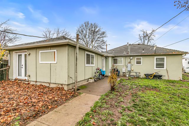 801 Beekman Avenue, Medford, OR 97501