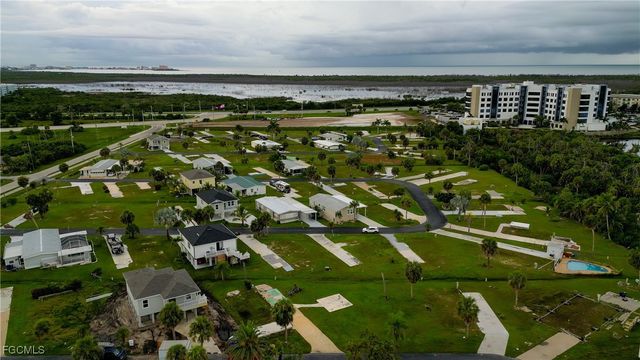 13660 Gannet DR, Fort Myers, FL 33908