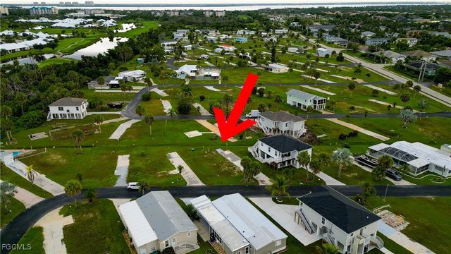 13660 Gannet DR, Fort Myers, FL 33908