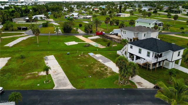 13660 Gannet DR, Fort Myers, FL 33908