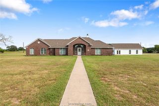 6100 Whitetail Lane, Bryan, TX 77808