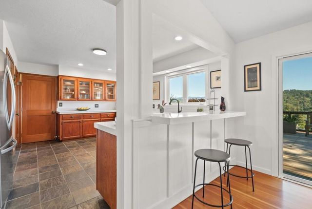 100 Camino Sinuoso, Scotts Valley, CA 95066