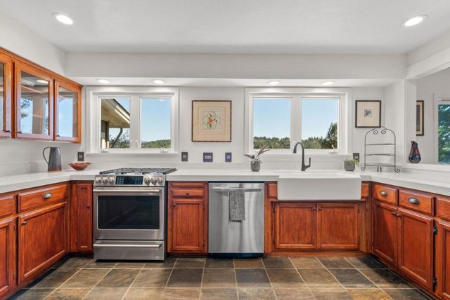 100 Camino Sinuoso, Scotts Valley, CA 95066