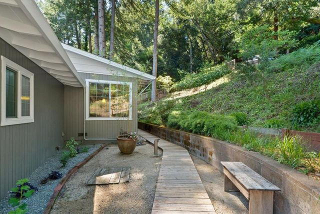 100 Camino Sinuoso, Scotts Valley, CA 95066