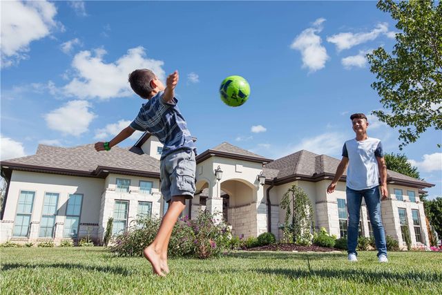 4987 Tree Line Cove, Springdale, AR 72762