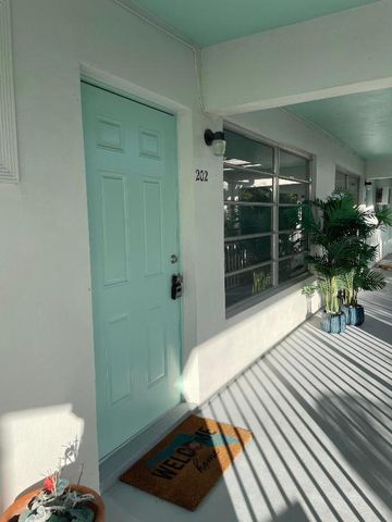 710 N K Street 202, Lake Worth Beach, FL 33460