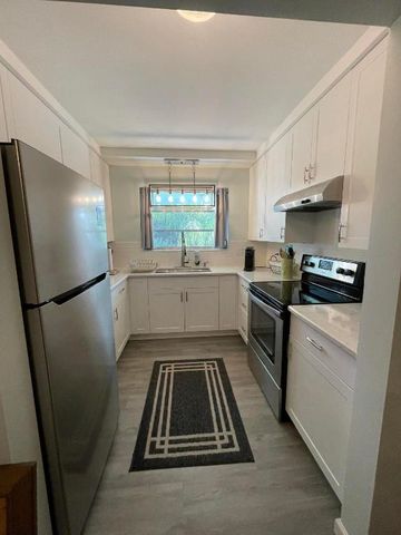 710 N K Street 202, Lake Worth Beach, FL 33460