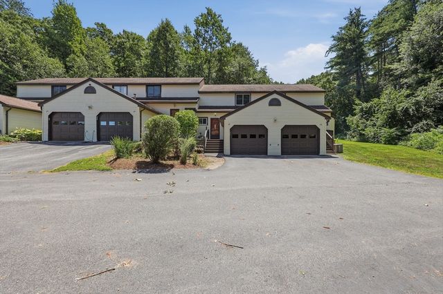 25 Centercrest Drive 25, Tyngsborough, MA 01879
