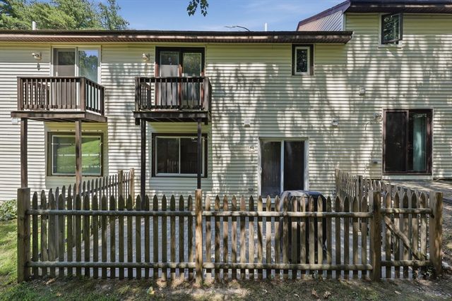 25 Centercrest Drive 25, Tyngsborough, MA 01879