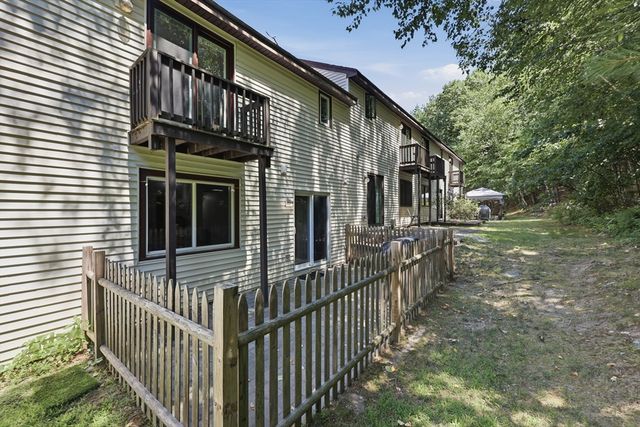 25 Centercrest Drive 25, Tyngsborough, MA 01879