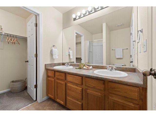 1602 Robertson G, Fort Collins, CO 80525