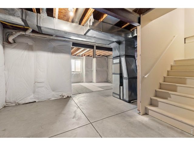 1602 Robertson G, Fort Collins, CO 80525