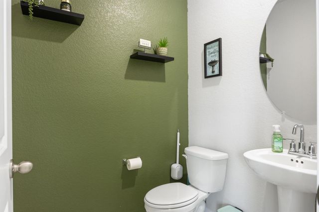 968 Sun Grove TRL, Georgetown, TX 78628