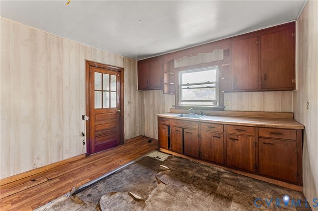 11514 Verdon Rd, Doswell, VA 23047