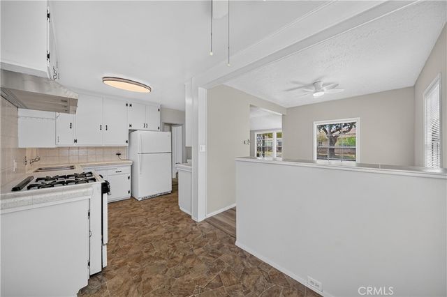 6019 Pepperwood, Lakewood, CA 90712