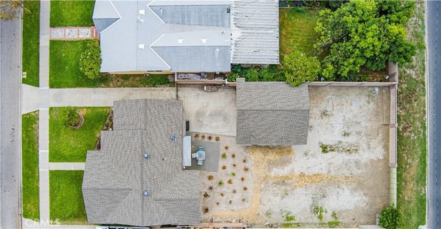 6019 Pepperwood, Lakewood, CA 90712