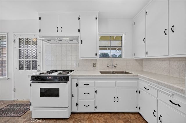 6019 Pepperwood, Lakewood, CA 90712