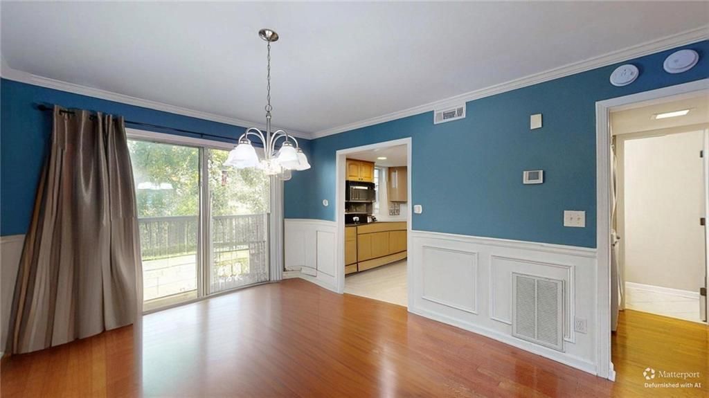 Image 14 of property listing at 2825 Northeast NE Expressway L4, Atlanta, GA 30345