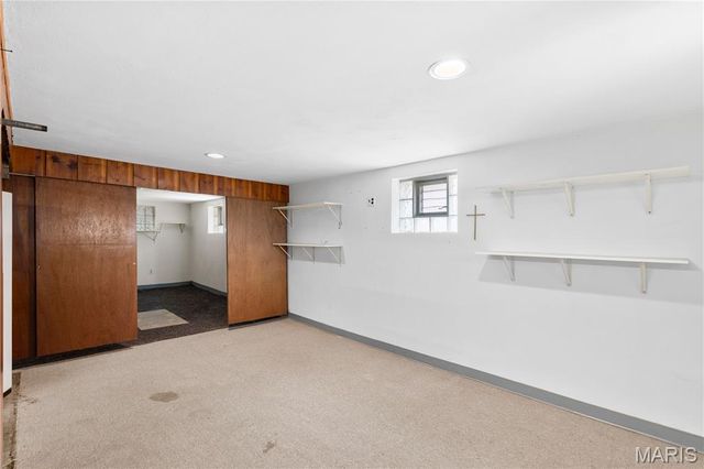 4151 Quincy Street, St Louis, MO 63116