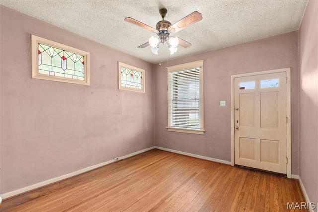 4151 Quincy Street, St Louis, MO 63116