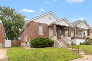 4151 Quincy Street, St Louis, MO 63116