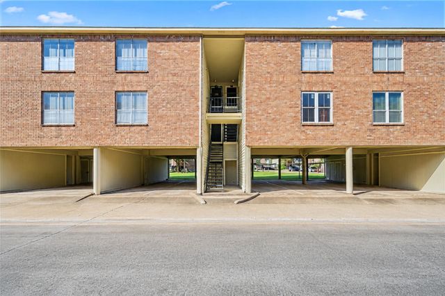 18800 Egret Bay Boulevard 207, Houston, TX 77058