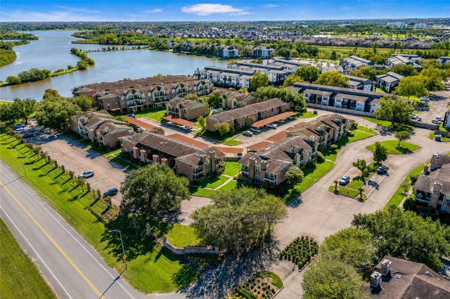 18800 Egret Bay Boulevard 207, Houston, TX 77058