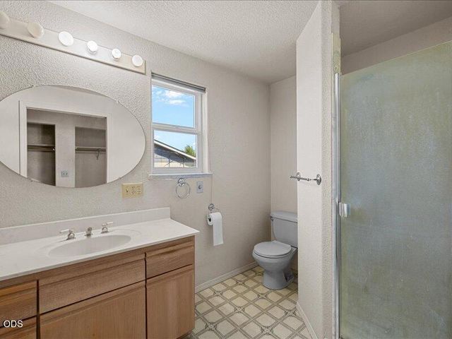 895 Coutant Lane, Grants Pass, OR 97527