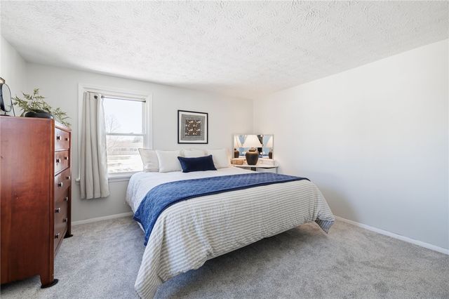 16 Springwood Drive, Webster, NY 14580