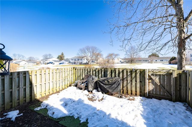 16 Springwood Drive, Webster, NY 14580