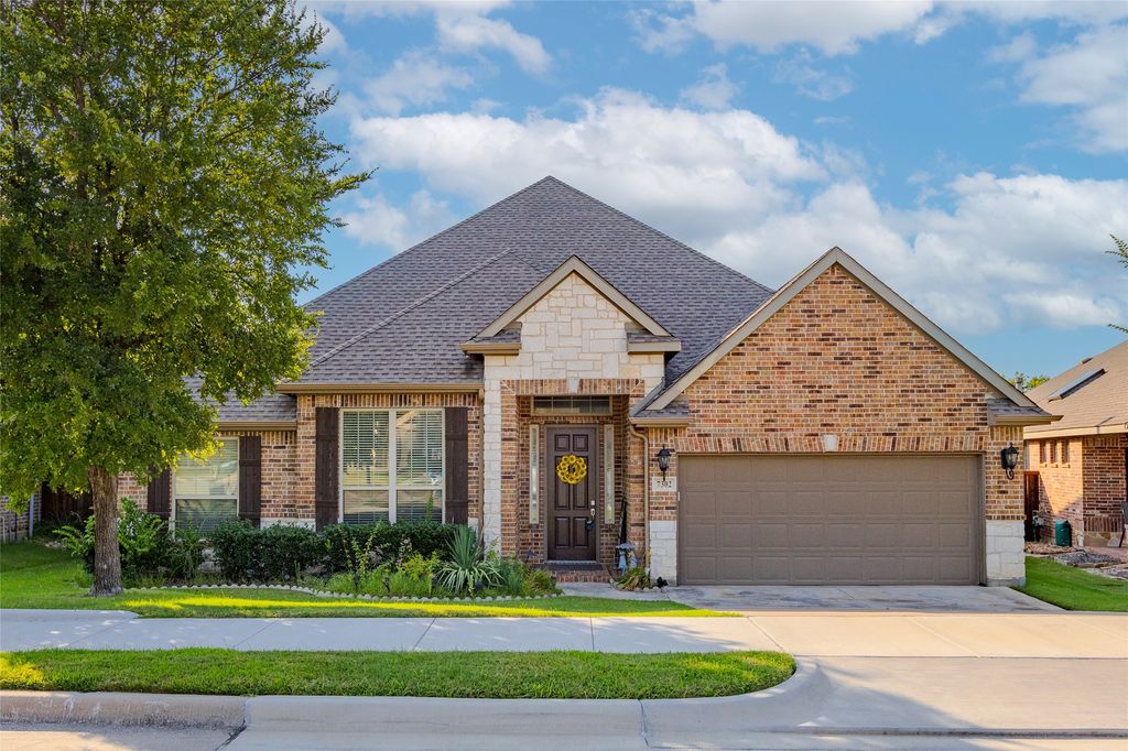 7302 Chittamwood Court, Denton, TX 76208
