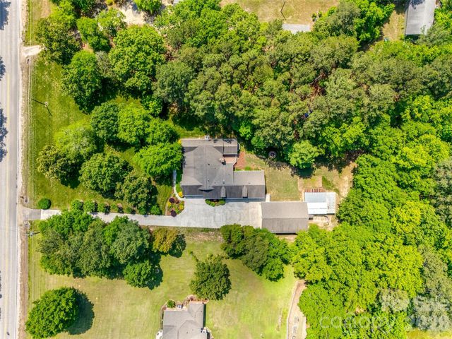 4307 Edgeland Road, Edgemoor, SC 29712